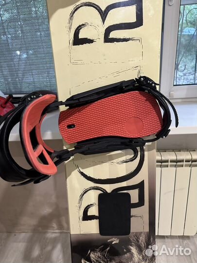 Сноуборд с ботинками