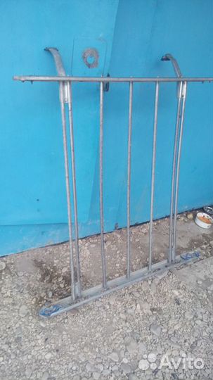 Багажник Вазовский. Отсутствуют два крепления