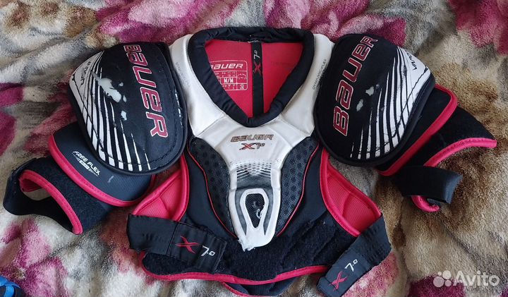 Нагрудник хоккейный