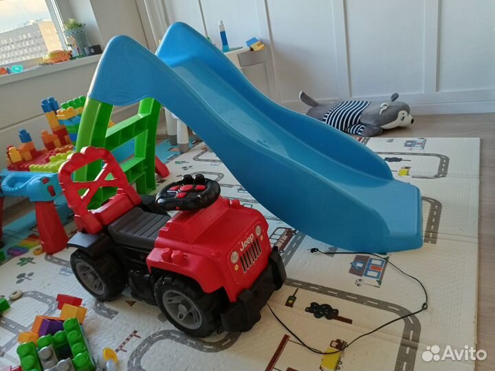 Каталка машинка+ детская горка
