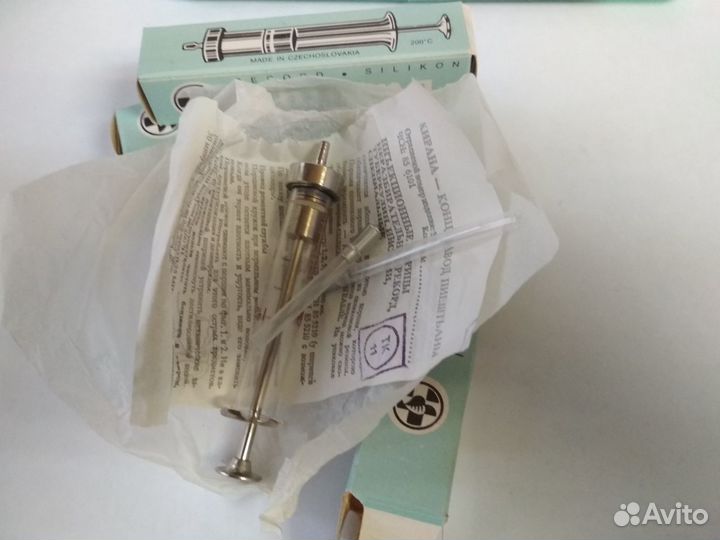 Медицина, шприцы