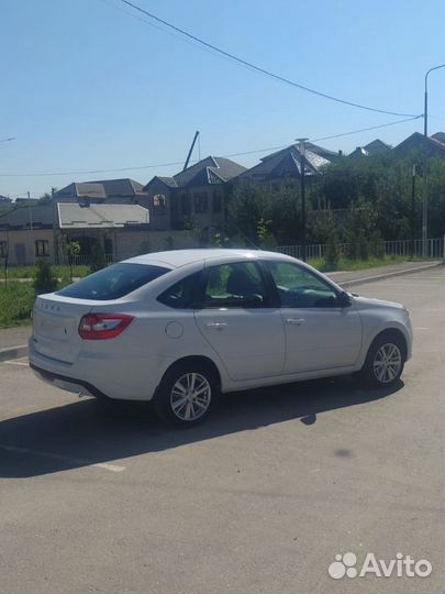 LADA Granta 1.6 МТ, 2023, 220 км