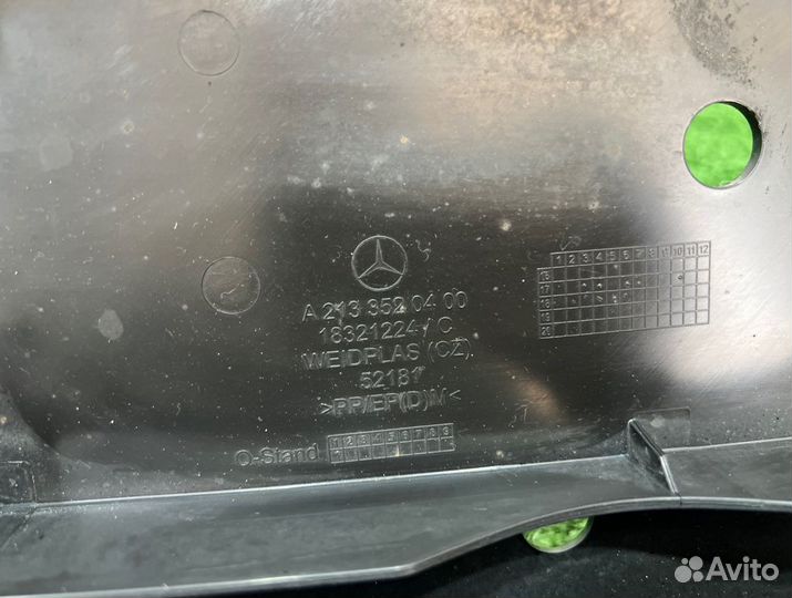 Защита днища кузова правая Mercedes Cls 257