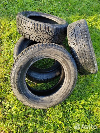 Nokian Tyres Hakkapeliitta 5 215/65 R16 102T