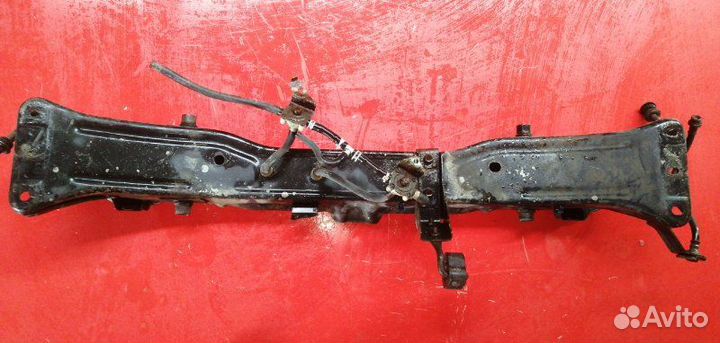 Балка подвески задняя Mazda 626 1991