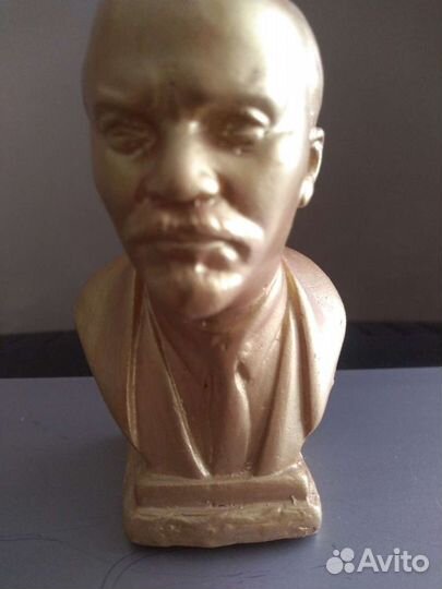 Бюст ленина