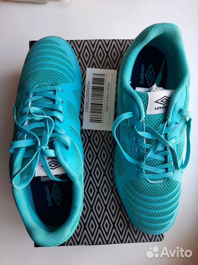 Кроссовки для зала Umbro