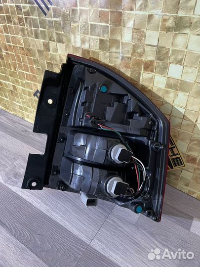 Ориг Фонарь задний левый Jeep Compass 10-13 г LED