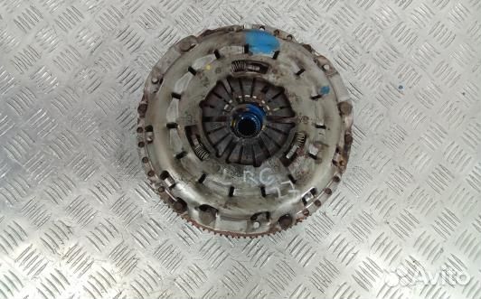 Маховик дизельный ford transit 6 (LBG27A301)