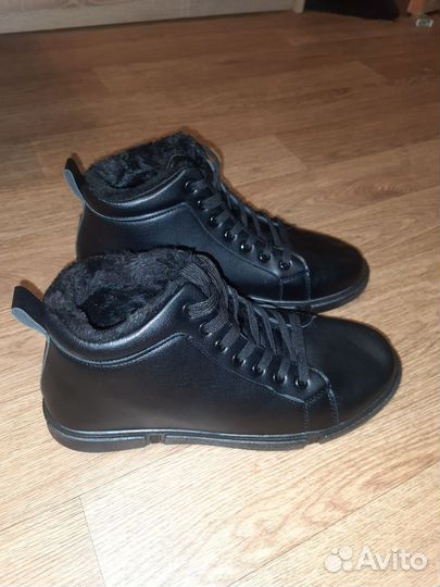 Полуботинки зимние новые