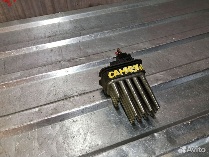 Резистор печки Тойота Камри XV 40