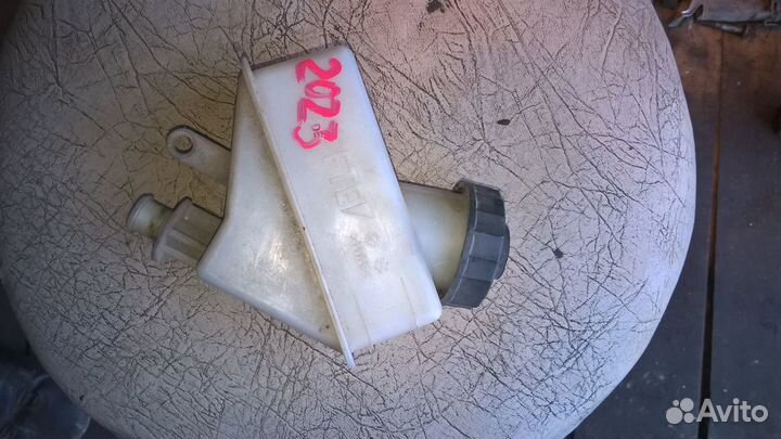 Бачек тормозной жидкости ивеко евротех