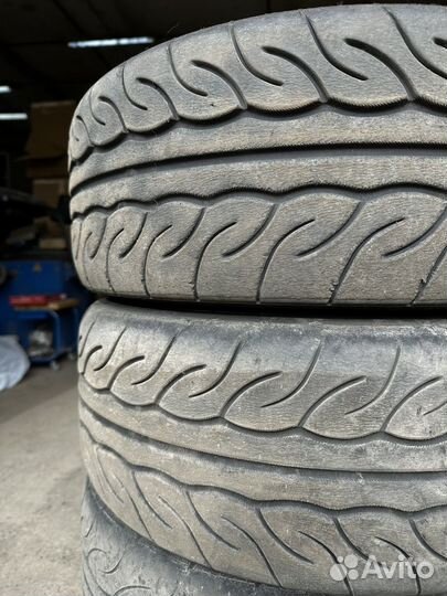 Yokohama Advan Neova AD08R 205/45 R17