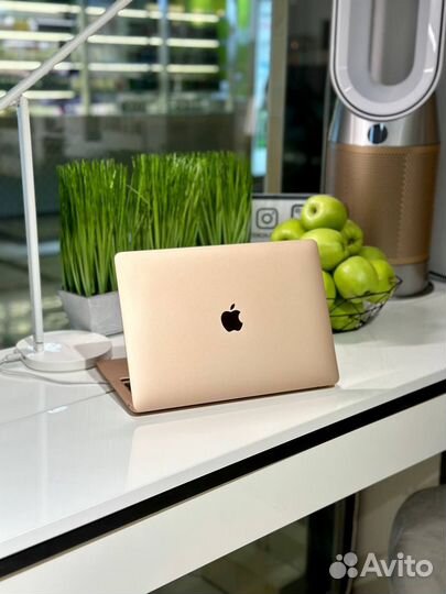 Macbook air m1