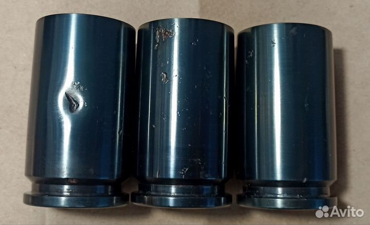 Стопки (рюмки) из гильз пушки 2А42 в военном ящике