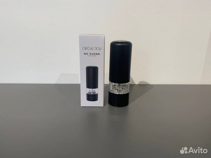 Электрическая мельница перца и соли Circle Joy