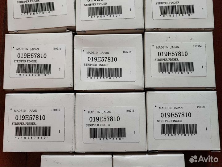 Xerox 019E57810 палец отделения