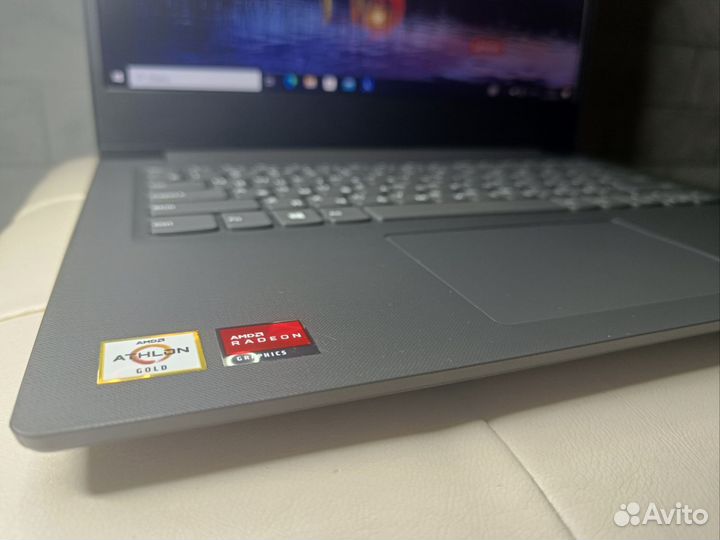 Ноутбук Lenovo в идеале, 8GB, 120Gb SSD