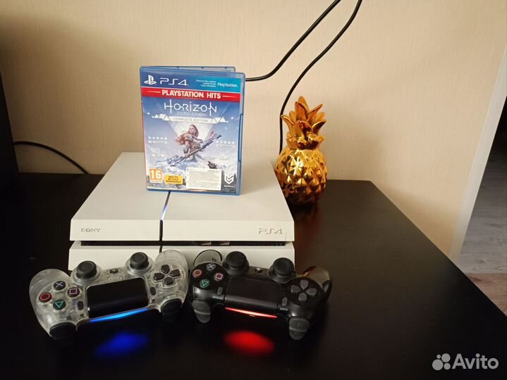 Ps4 +2 геймпада + диск