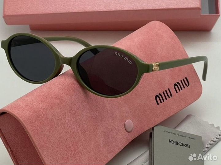 Солнечные очки miu