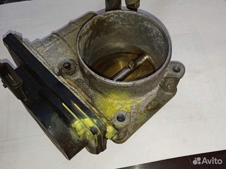 Дроссельная заслонка Nissan