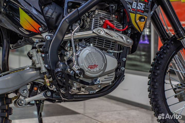 Кроссовый мотоцикл BSE Z5 (черный)