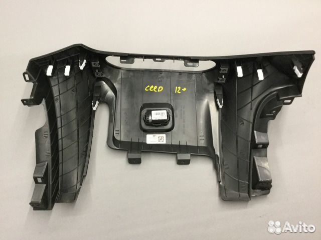 Накладка на центральную консоль Киа Сид с 2012г