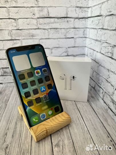 iPhone X, 64 ГБ