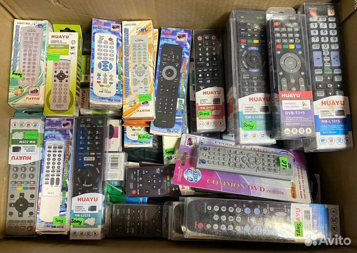 Пульты для телевизоров разных моделей
