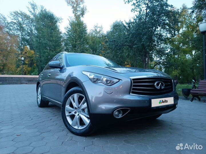 Infiniti QX70 3.7 AT, 2013, 145 000 км