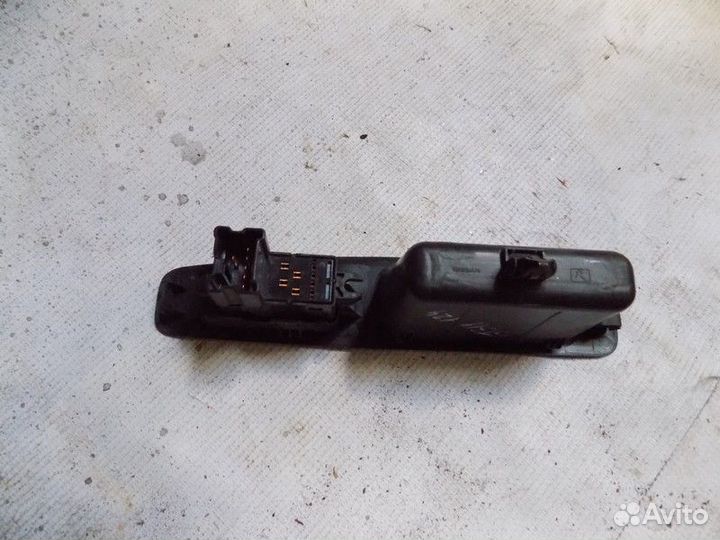 Накладка блока управления стеклоподъемниками Qashq