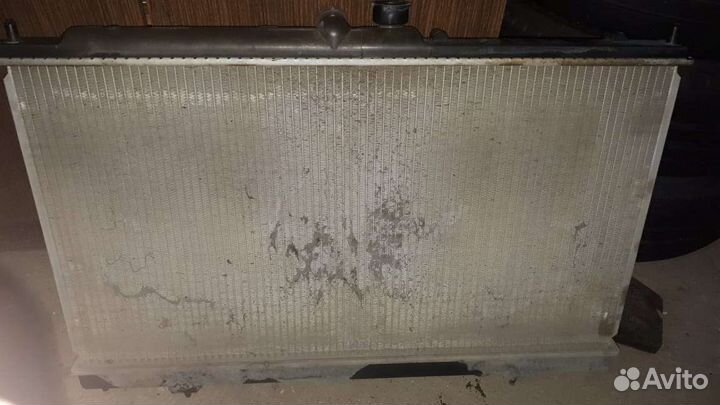 Радиатор охлаждения на mitsubishi lancer 9