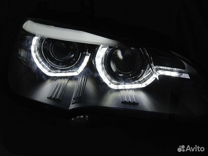 LED фары с Дхо BMW X5 E70 (07-13) lpbmn8