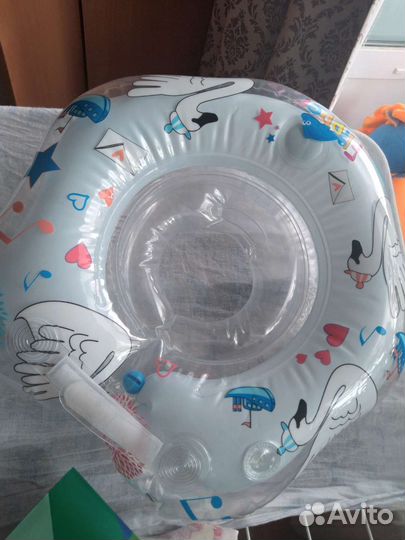 Круг для купания, горка для купания и ванночка