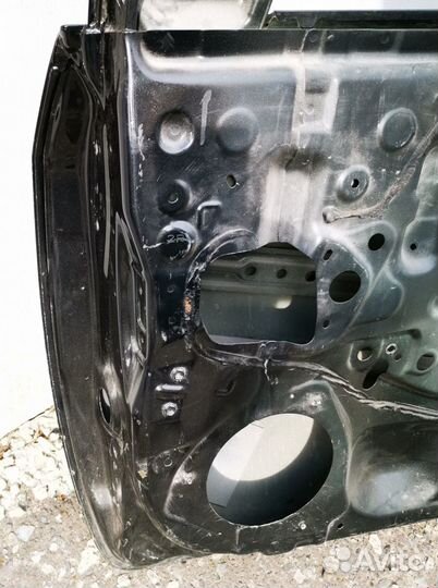 Передняя правая дверь Corolla 180