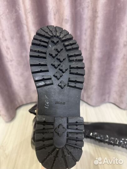 Ботинки женские 37 размер