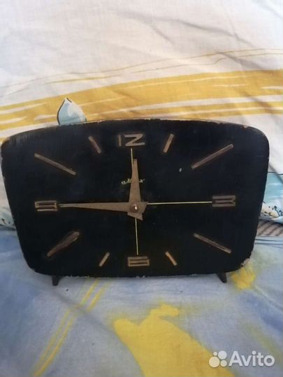 Часы. будильник. СССР