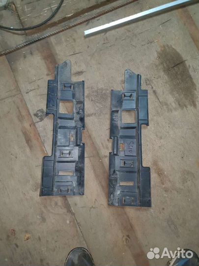 Крепления заднего бампера на вольво s40 2001г