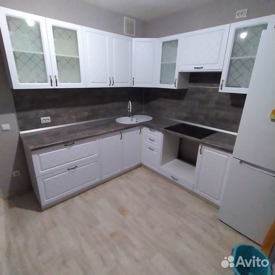 Кухня угловая новая
