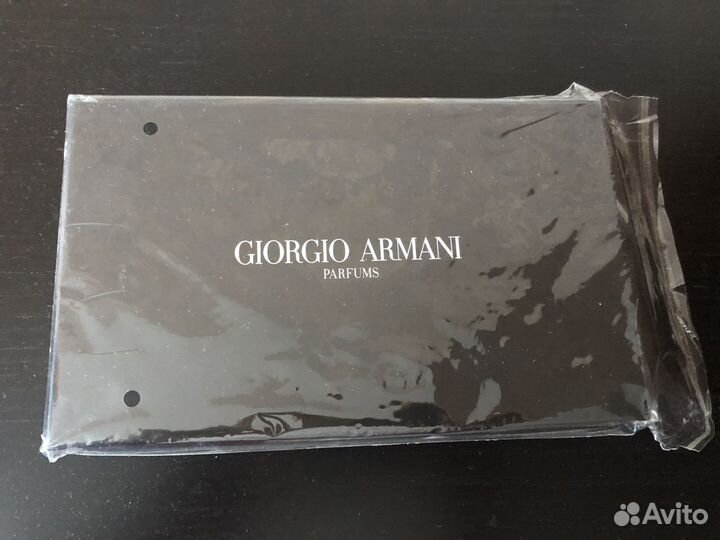 Косметичка кошелек жен. Giorgio Armani