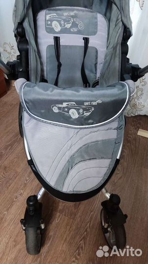 Прогулочная коляска