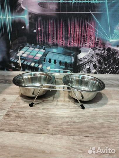 Тарелки для животных