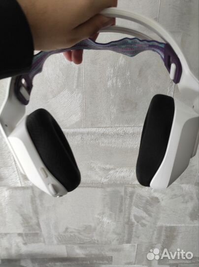 Наушники Logitech G733