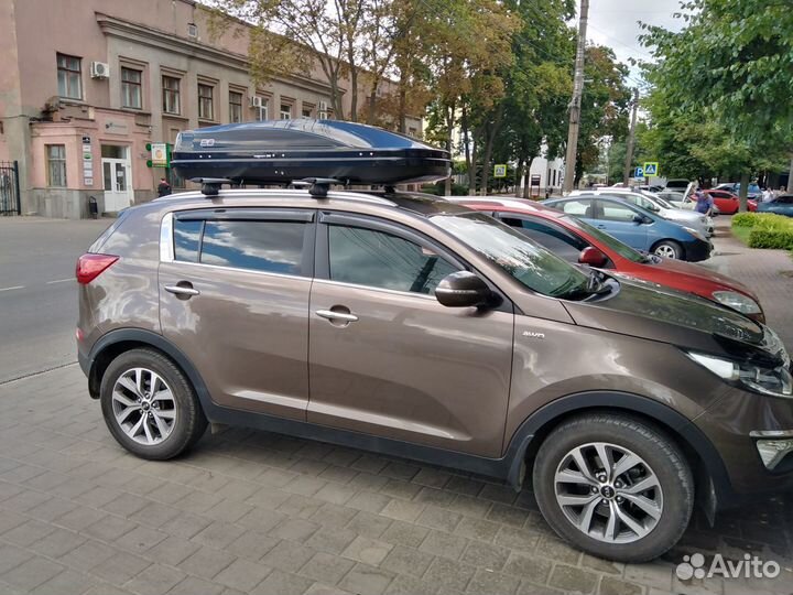 Бокс черный глянец Магнум 390 на Kia Sportage