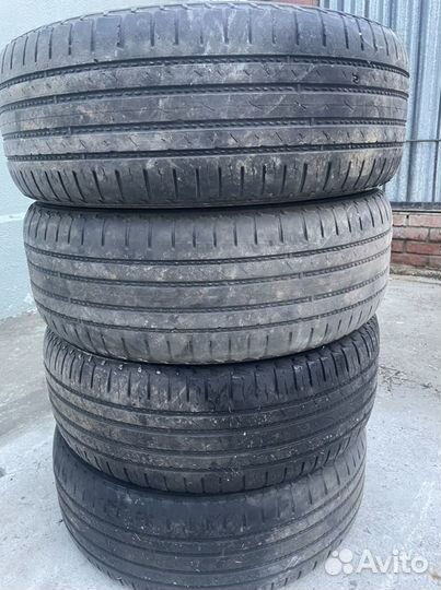 Nokian Tyres Hakka Blue SUV 235/65 R18