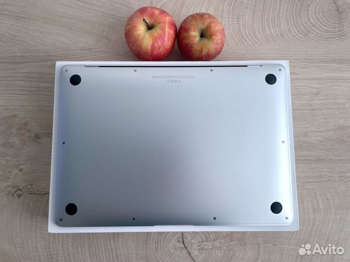 MacBook Air 13'' 2020 M1 8Gb SSD 256Gb