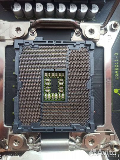 Материнская плата 2011v3