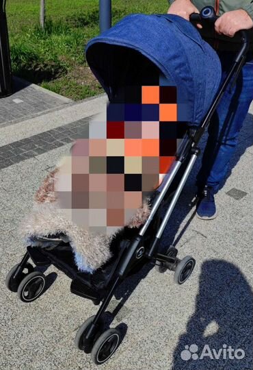 Прогулочная коляска