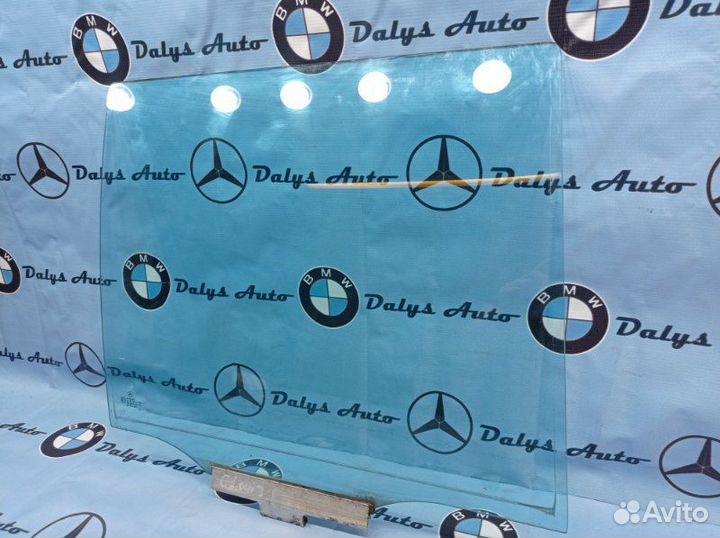 Стекло заднее правое Mercedes-Benz E-Class S210