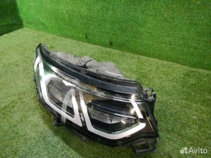 Фара правая Land-Rover Discovery Sport (2019-н.в.)